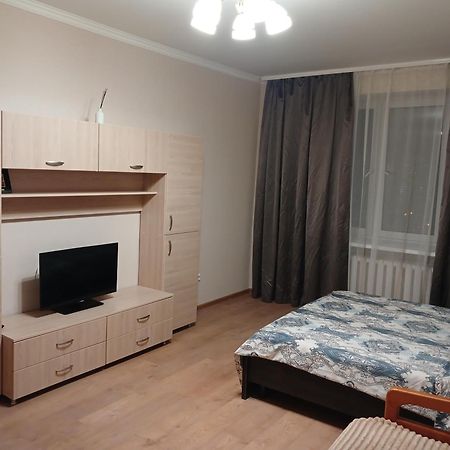 Ferienwohnung Cosy Flat Kiew Exterior foto