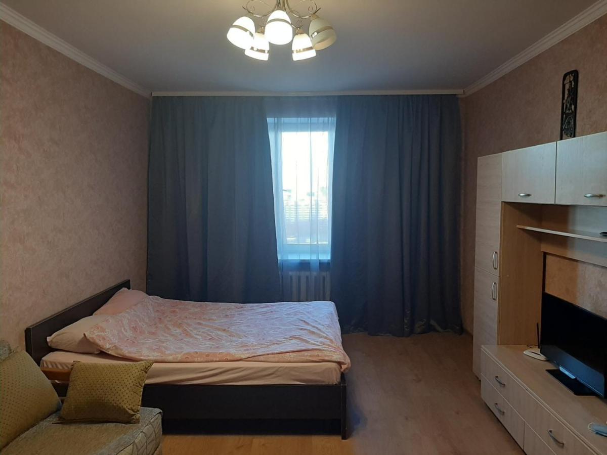 Ferienwohnung Cosy Flat Kiew Exterior foto