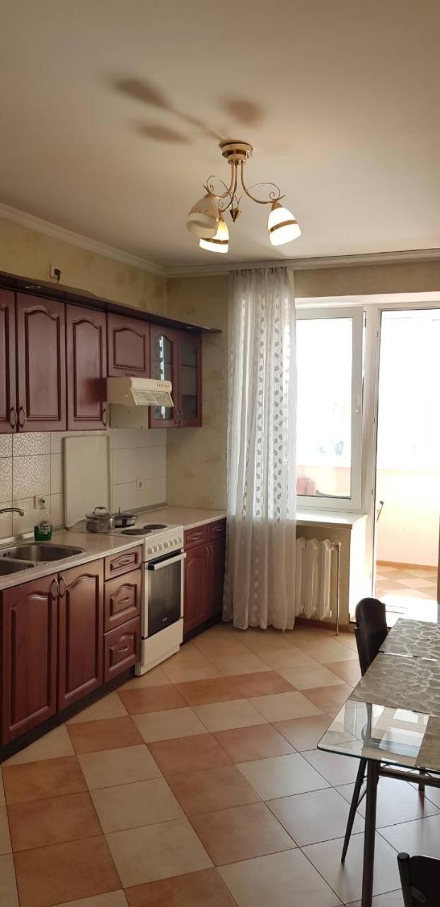 Ferienwohnung Cosy Flat Kiew Zimmer foto